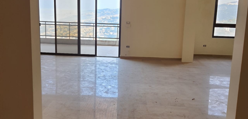 Apartment for Sale in Beit Meri