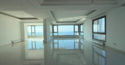 For Sale: Apartment in Achrafieh