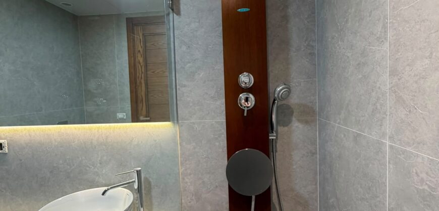 For Sale: Apartment in Achrafieh