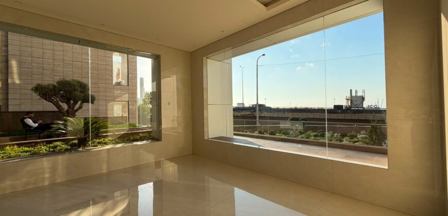 For Sale: Apartment in Achrafieh