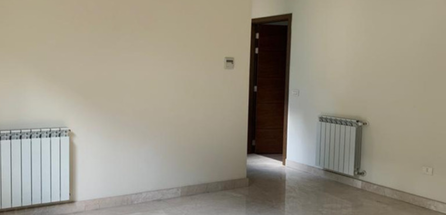 Luxurious Flat For Sale in Mtayleb