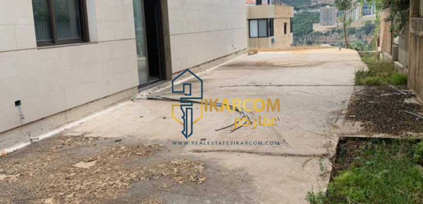 Spacious Apartment in Mansourieh For Sale