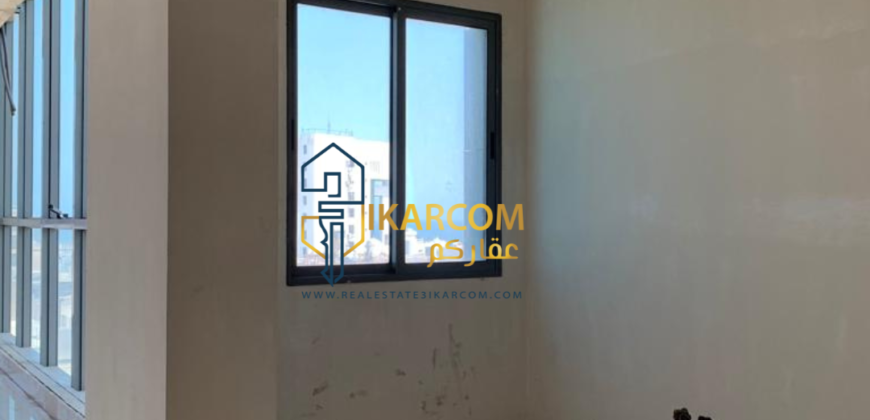 Office for sale in Jdaideh