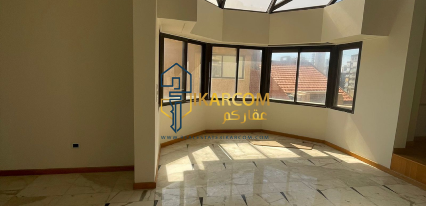 Duplex for sale in Ramlet El Bayda