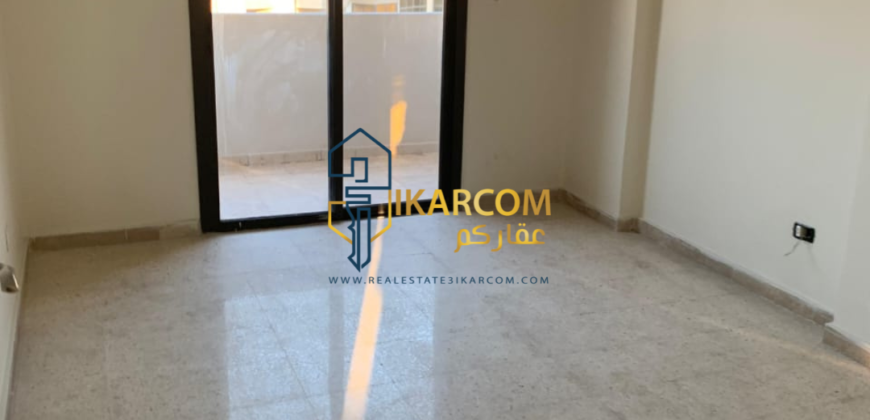 Apt for rent in Jdaideh