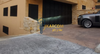 Warehouse And Showroom for rent in Fanar