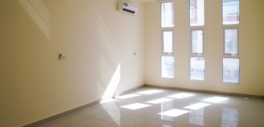Unfurnished  5 Bedrooms Villa in Doha for Rent