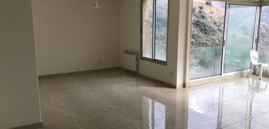 Deluxe Flat  for sale in Rabweh