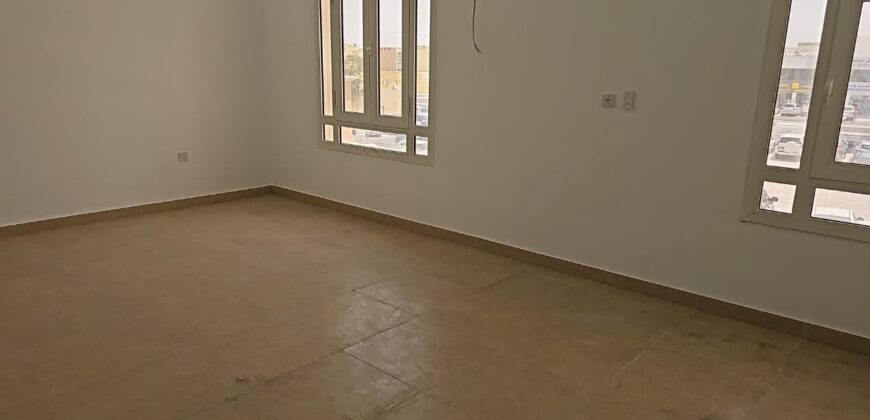 Commercial Villa 8 BHK for Rent in Abu Hamour