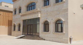 Fully Furnished 7 BHK villa for Rent in Umm Saneem