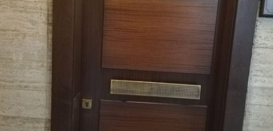 Office for sale in Hazmieh – prime location
