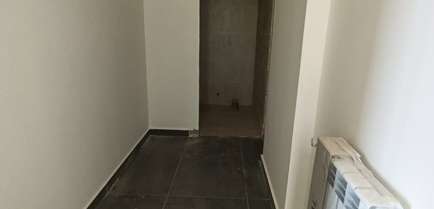 Apartment for sale in Ain Saade Apartment for sale in Ain Saade