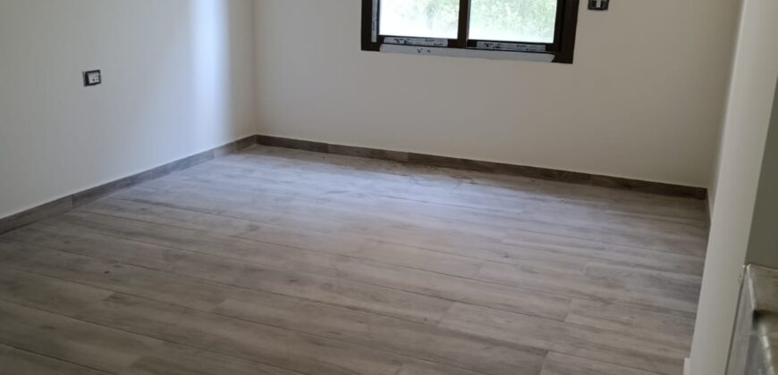 Apartment for sale in Ain Saade Apartment for sale in Ain Saade
