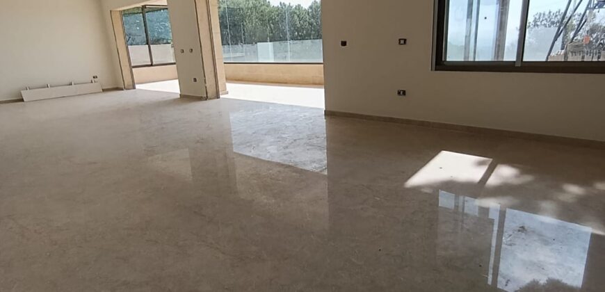 Apartment for sale in Ain Saade 