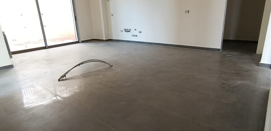 Apartment for sale in Ain Saade 