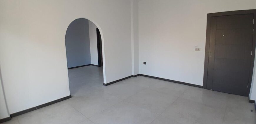 Apartment for sale in Furn El Chebbek Apartment for sale in Furn El Chebbek