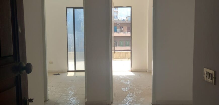 Office for sale in Centre Kamar – Bauchrieh