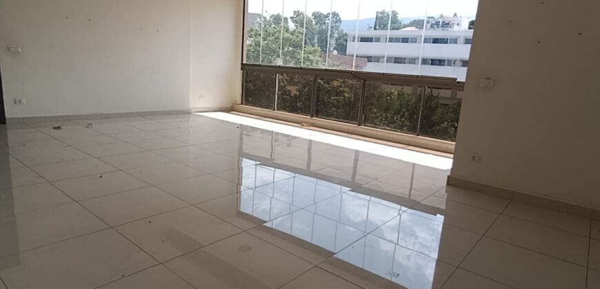 Apartment for sale in Jdeideh Apartment for sale in Jdeideh
