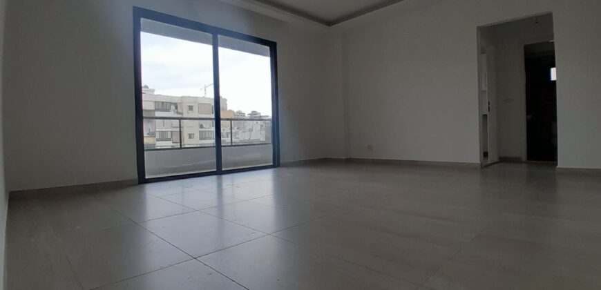 Apartment for sale in Ain el Remaneh with panoramic city view Apartment for sale in Ain el Remaneh with panoramic city view