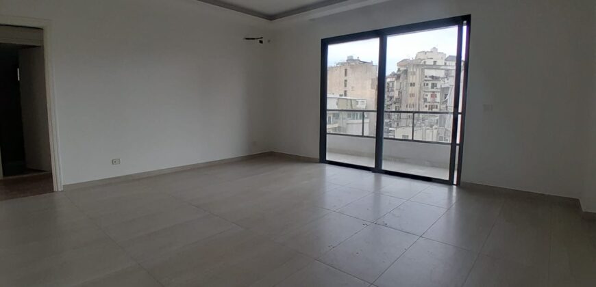 Apartment for sale in Ain el Remaneh with panoramic city view Apartment for sale in Ain el Remaneh with panoramic city view