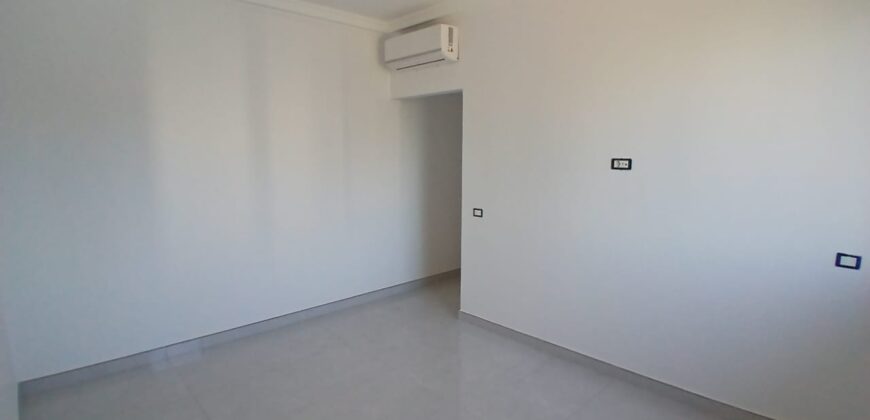 For Sale: Apartment in Achrafieh