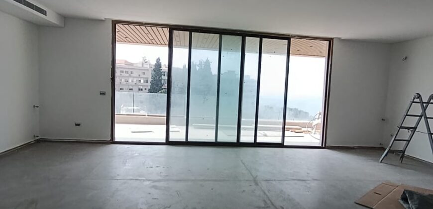 For Sale: Apartment in Bkenaya, Metn