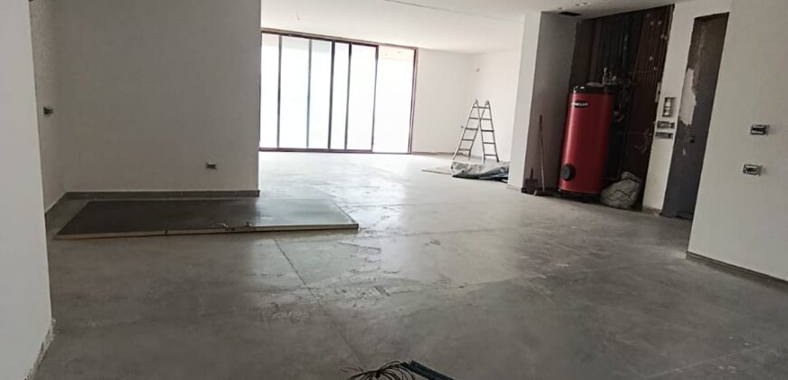 For Sale: Apartment in Bkenaya, Metn