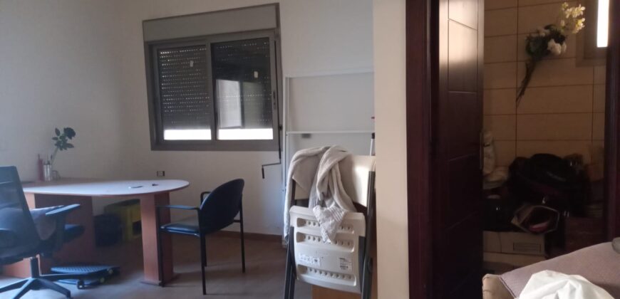 For Sale: Apartment in Roumieh, Metn For Sale: Apartment in Roumieh, Metn