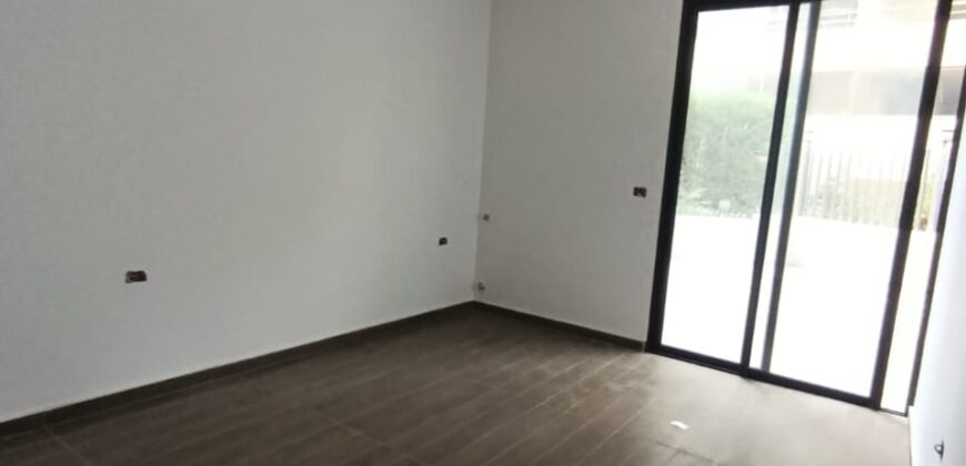 For Sale: Apartment in Fanar, Metn