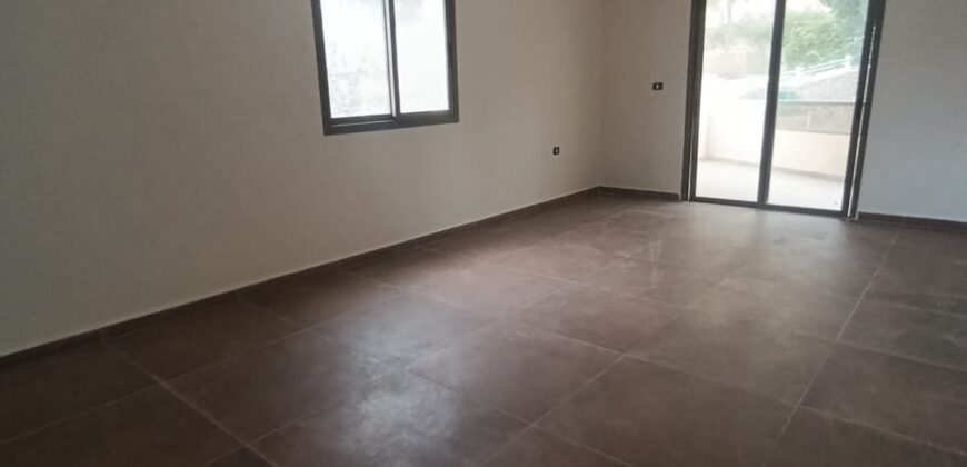 Apartment in Mar Chaaya, Metn Apartment in Mar Chaaya, Metn