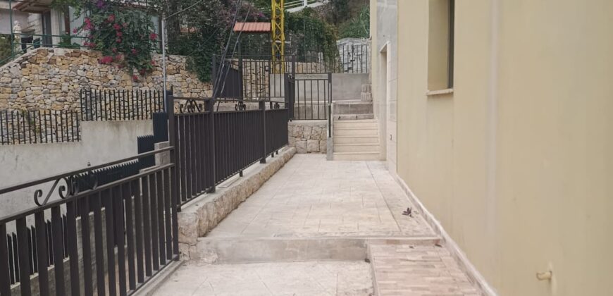 For Sale: Apartment in Mar Chaaya, Metn For Sale: Apartment in Mar Chaaya, Metn