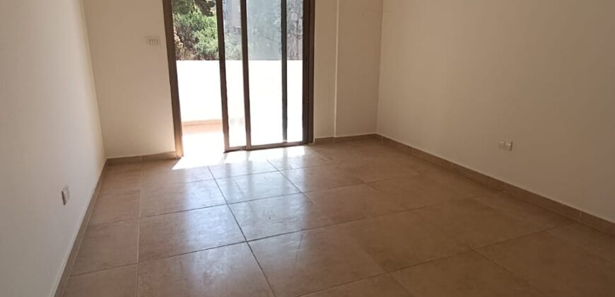 For Sale: Apartment in Naccache, Metn For Sale: Apartment in Naccache, Metn