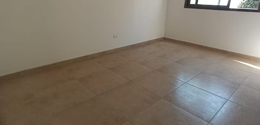 For Sale: Apartment in Naccache For Sale: Apartment in Naccache