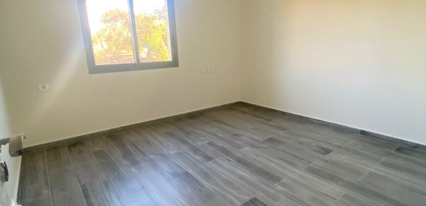 For Sale: Apartment in Dbayeh, Metn For Sale: Apartment in Dbayeh, Metn