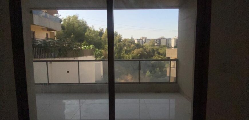 For Sale: Apartment in Bsalim, Metn For Sale: Apartment in Bsalim, Metn