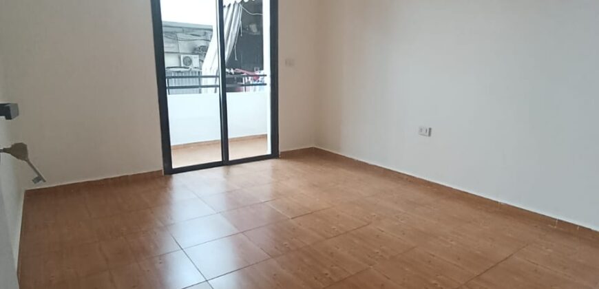 For Sale: Apartment in Dekweneh, Metn For Sale: Apartment in Dekweneh, Metn