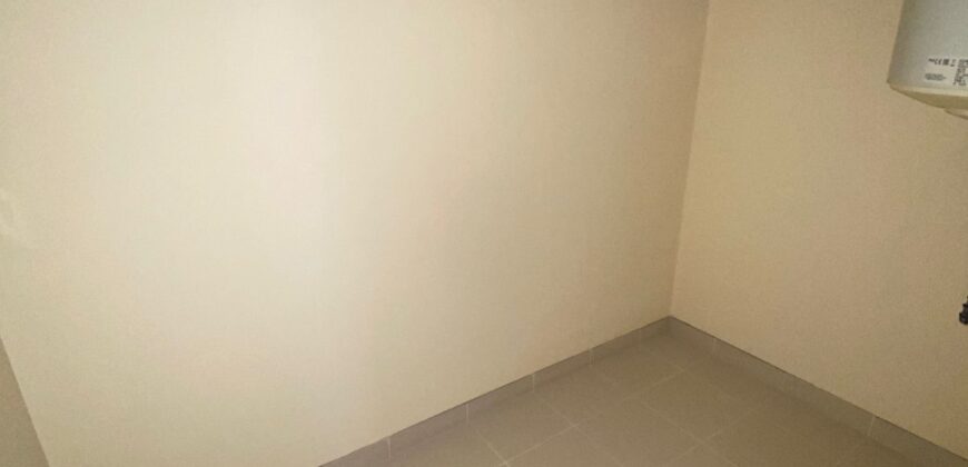 For Sale: Apartment in Forty Four Tower, Dekweneh