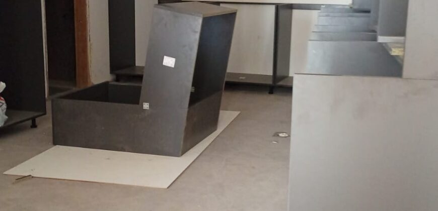 For Sale: Apartment in Mansourieh, Metn