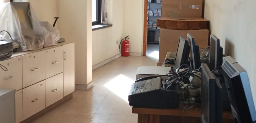 For Sale: Office in Dawra, Metn – Listing Code: 2985-DA-KW