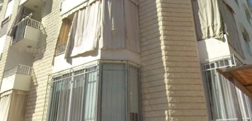 🏡 For Sale: Apartment in Qornet El Hamra, Metn – Listing Code: 3003-QH-NM