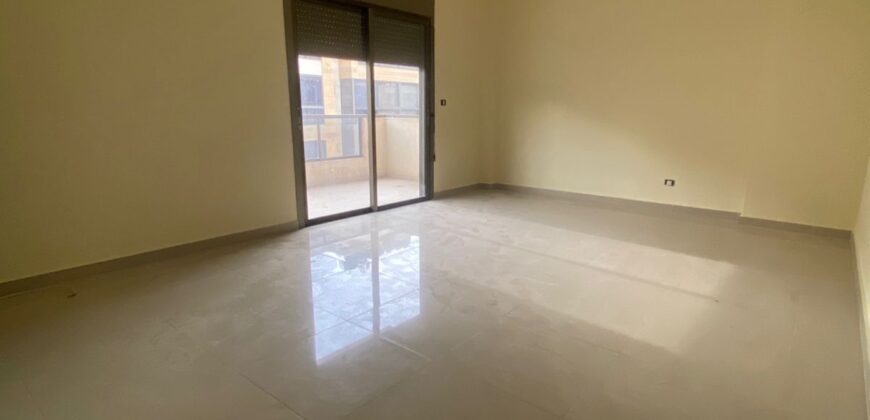 For Sale: Apartment in Biaqout, Metn