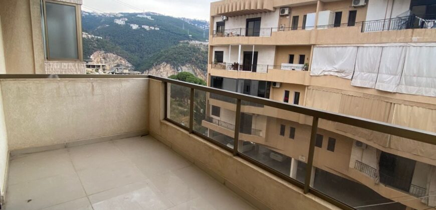 For Sale: Apartment in Biaqout, Metn