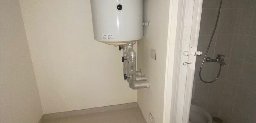 For Sale: Apartment in Dekweneh, Metn