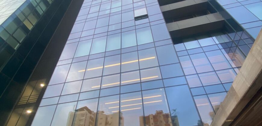 For Sale: Apartment in Dekweneh, Metn