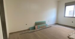 For Sale: Apartment in Ain Saade, Metn