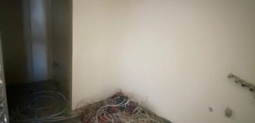 For Sale: Apartment in Ain Saade, Metn