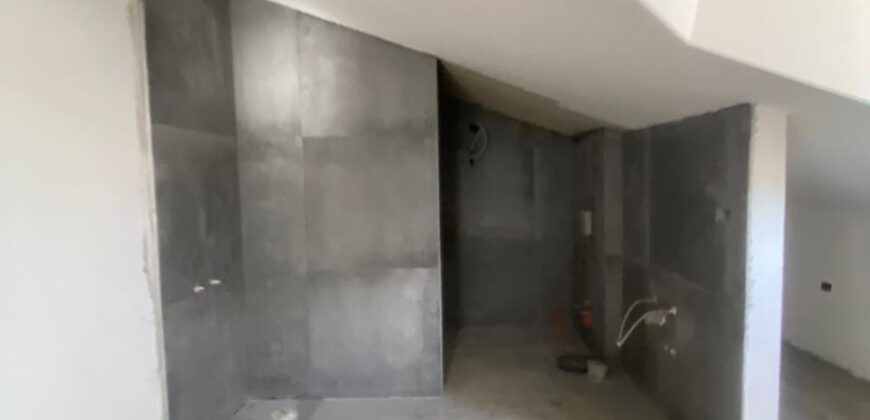 For Sale: Duplex Apartment in Ain Saade, Metn