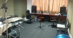 For Sale: Office in Bauchrieh, Metn