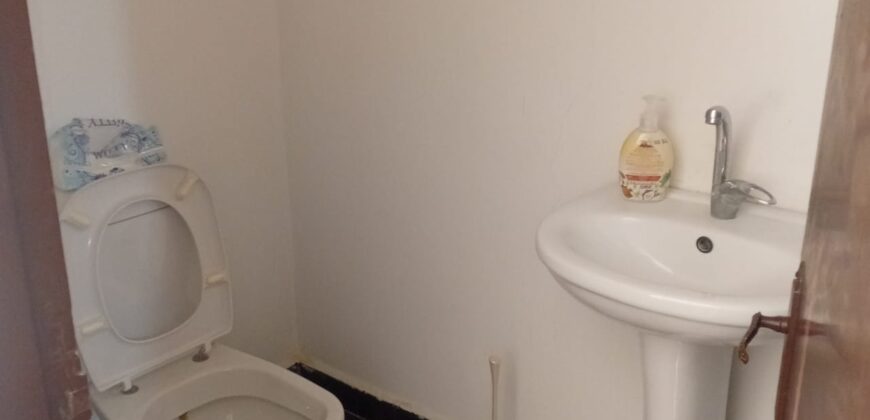 For Sale: Office in Bauchrieh, Metn