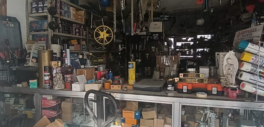 For Sale: Shop in Bauchrieh, Metn